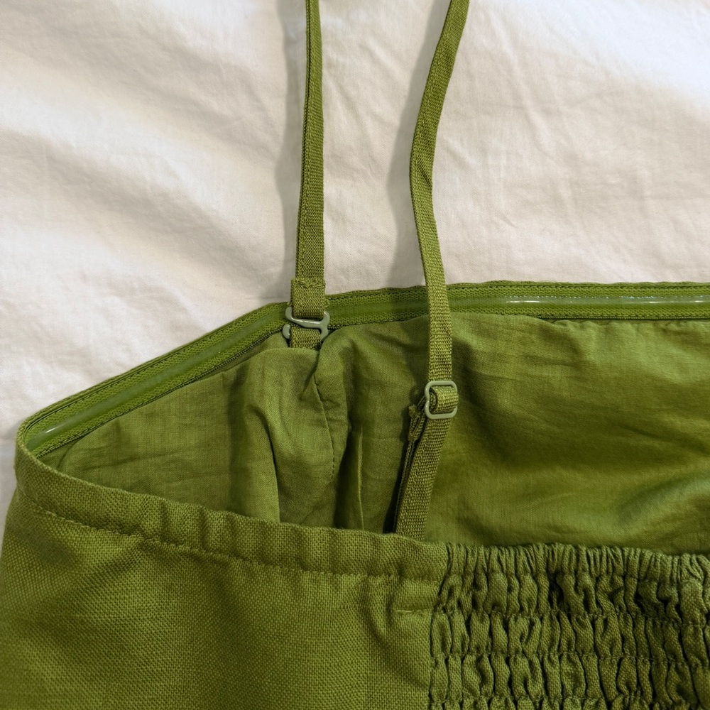 GAP Women’s Green Cropped Linen Blend Tank Top - Picture 3 of 5